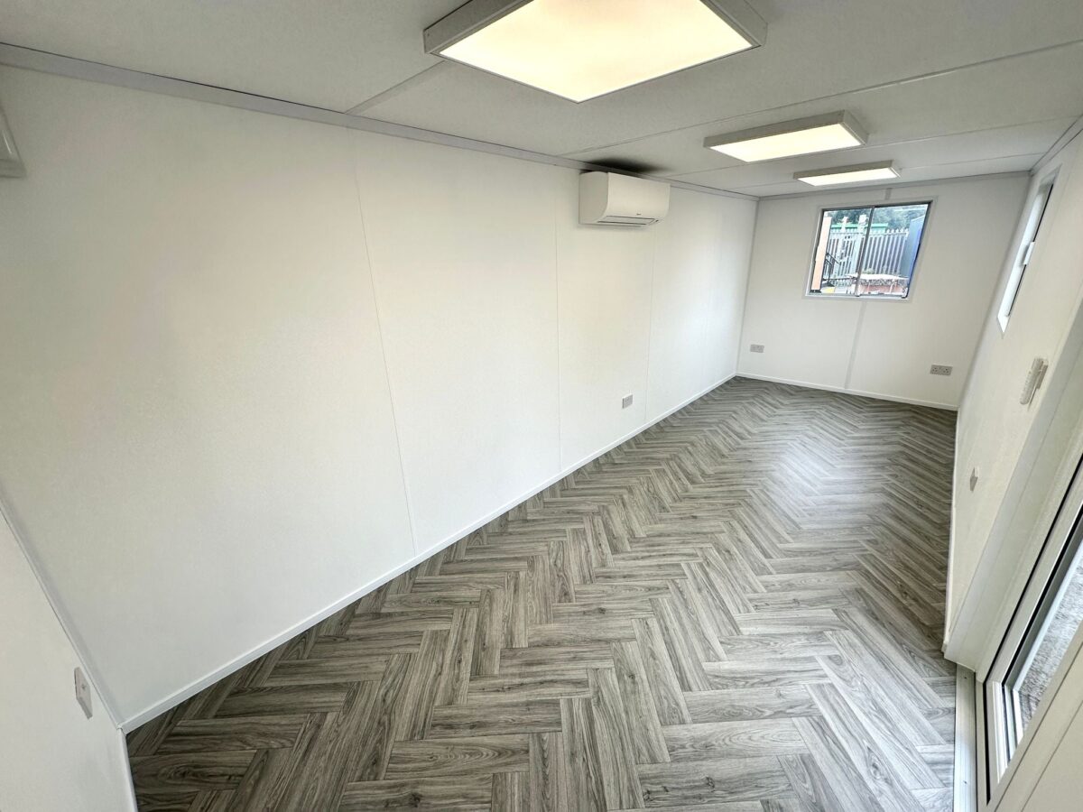 21x8ft — Custom Office — Cabin / Container — Portable Building — No 1504