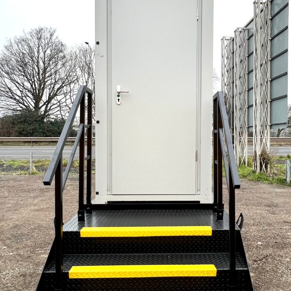 Single Toilet Block & Stepped Waste Tank — Brand New Bundle — Containex — No B1