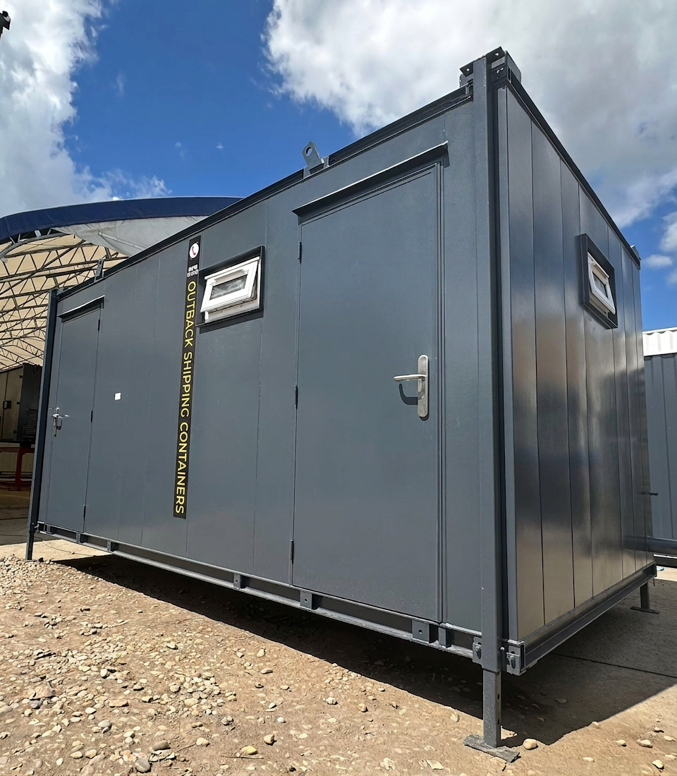 3+1 Toilet Block — 16 x 9 ft Anti-Vandal — Portable Toilet Block — No 1114