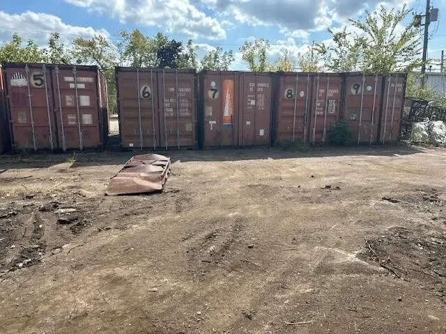 Used 20′ Shipping & Storage Containers