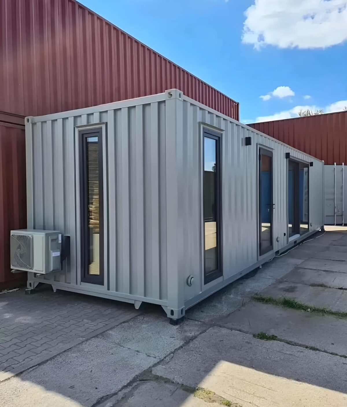 Custom 40ft Shipping Container House
