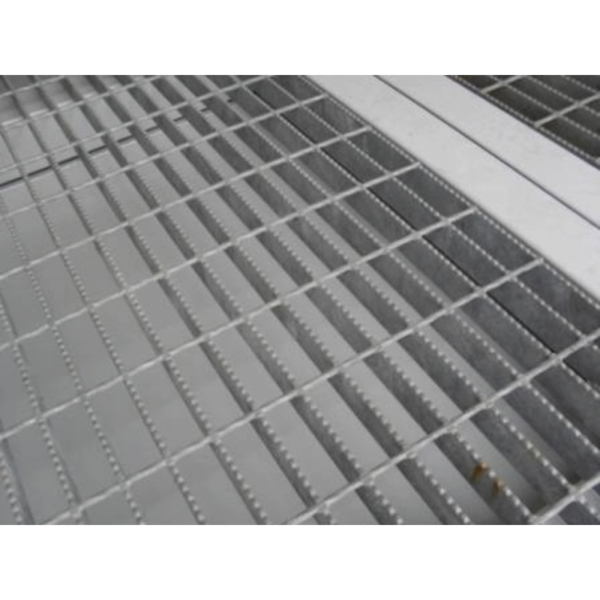 10Ft X 8Ft Open Mesh Floor Bunded Store