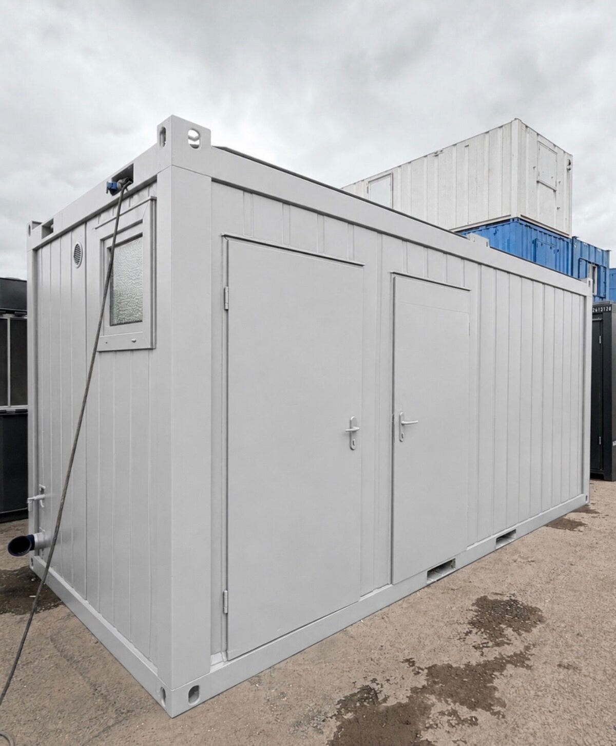 16 x 8 ft — 3 + 1 Toilet Block — Portable Building — Site Accommodation — No 1796