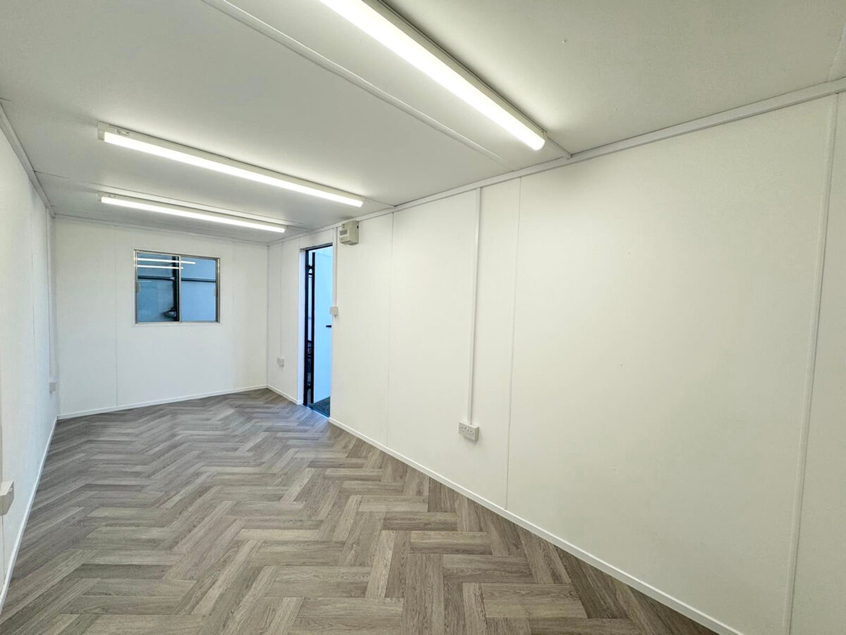 20x8ft – Office – Cabin / Container – Portable Building