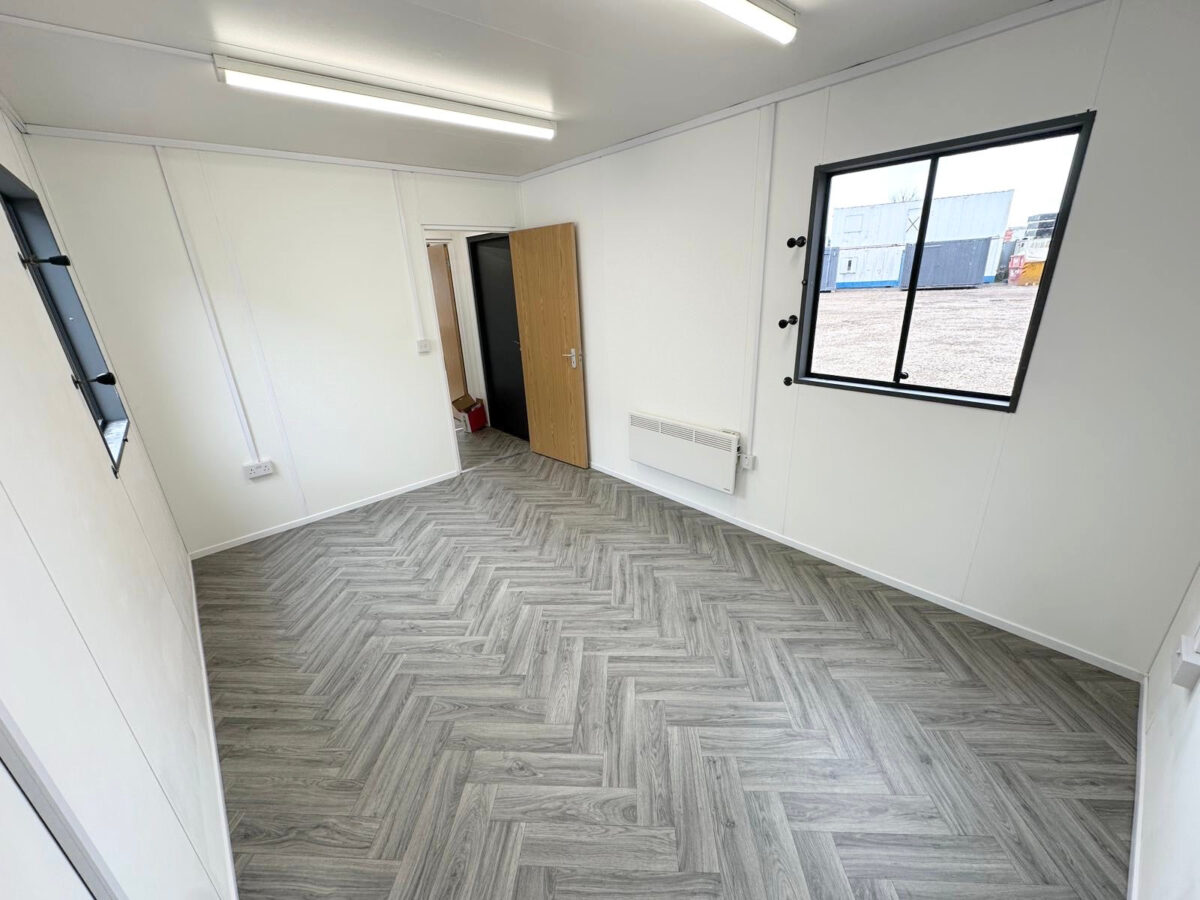 32x10Ft – Canteen / Office Cabin With Store Room – 50/50 Split