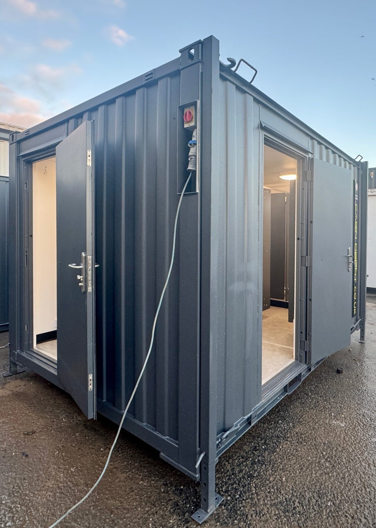 12 x 9 ft Anti-Vandal — 2 + 1 Toilet Block — Premium Portable Welfare — No 1506