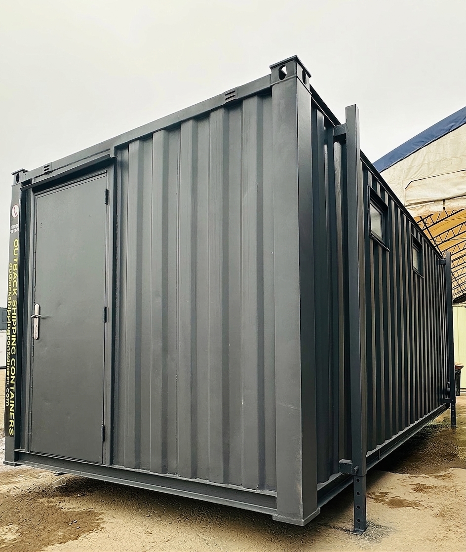 3+1 Toilet Block — 16 x 9 ft Anti-Vandal — Portable Toilet Block — No 1475